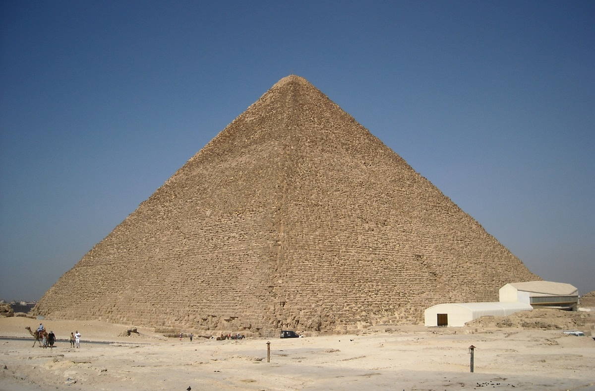 You are currently viewing Les pyramydes d’Egypte, un géant et des secrets