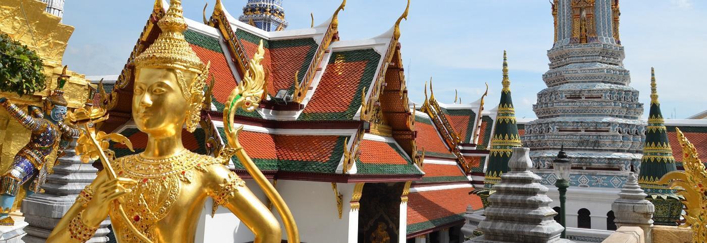 You are currently viewing Comment le Wat Phra Kaeo recouvre d’or le Grand Palais de Bangkok