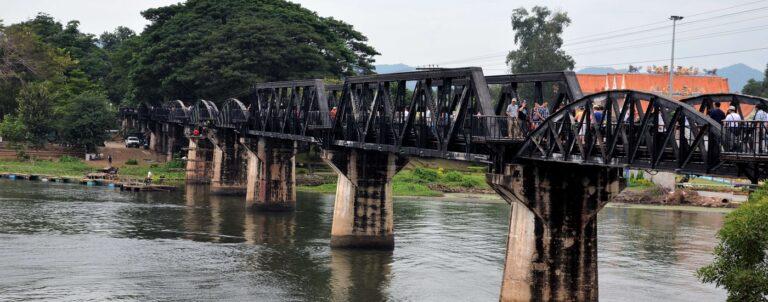 Lire la suite à propos de l’article Comment se prendre pour un acteur sur le pont de la rivière Kwaï, en Thaïlande