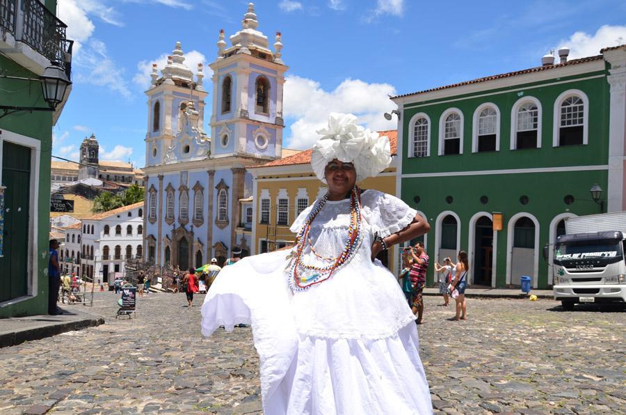 Lire la suite à propos de l’article Comment s’émerveiller au largo de Pelourinho, la plus belle place de Salvador de Bahia