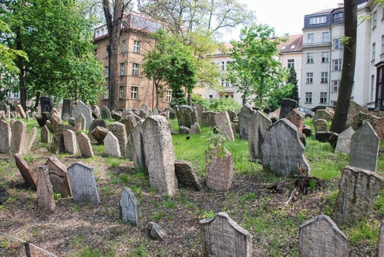 Lire la suite à propos de l’article Comment découvrir le quartier juif de Prague, son cimetière et ses synagogues