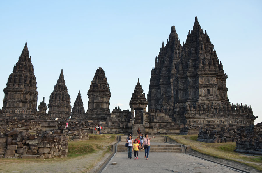 Lire la suite à propos de l’article Comment visiter les temples shivaites de Prambanan en Indonésie