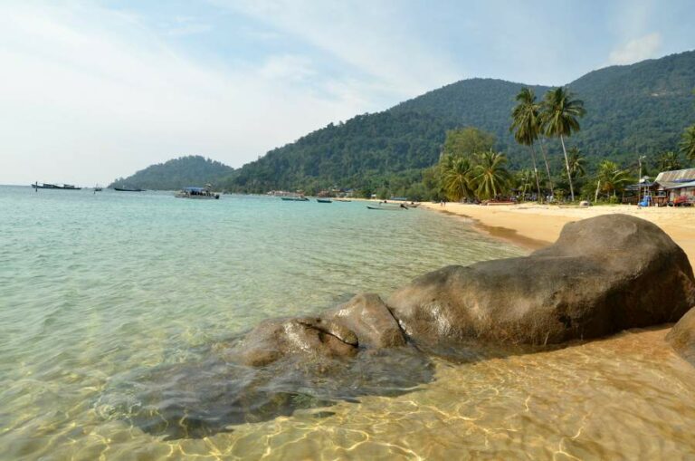 Lire la suite à propos de l’article Sous le soleil de l’île Tioman, le paradis en Malaisie, c’est ici !